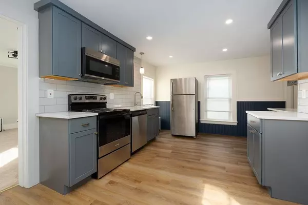 Dover, NH 03820,32 Forest ST