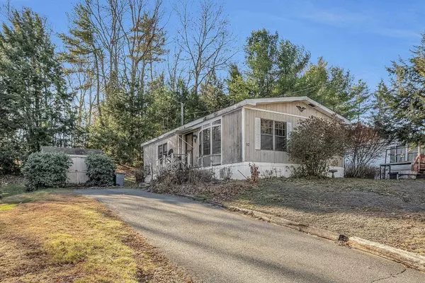 92 Lat LN, Swanzey, NH 03446