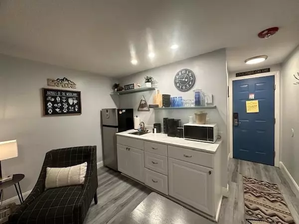 Conway, NH 03860,2955 White Mountain HWY #122 (E19)