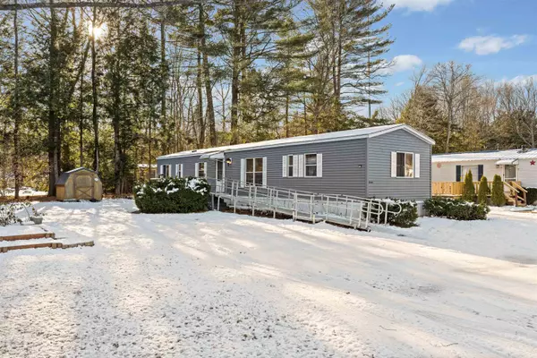 344 Old Lake Shore RD #7, Gilford, NH 03249