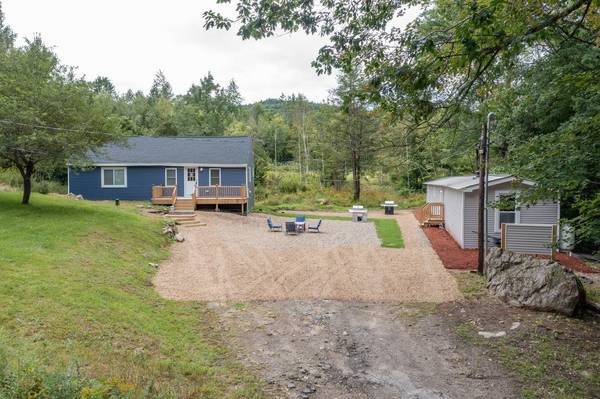 89 Kelley Pond RD #A&B, New Hampton, NH 03256