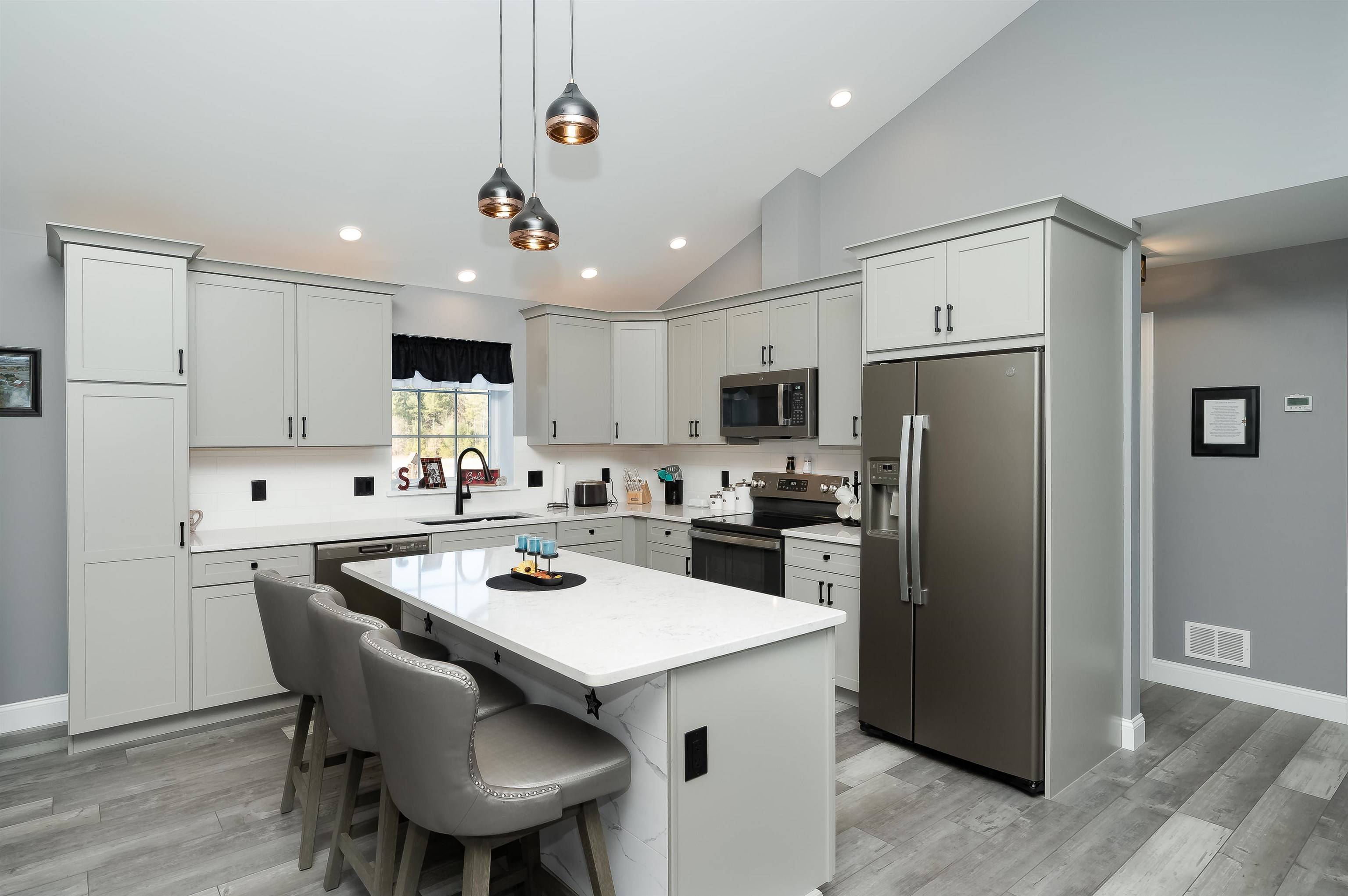 Somersworth, NH 03878,19 Whippoorwill WAY
