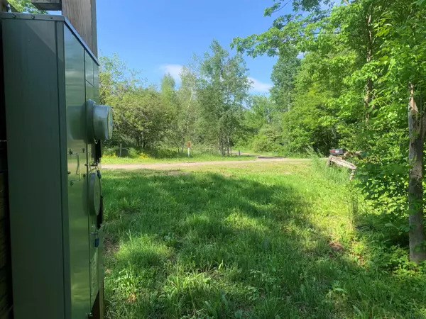 92 Great Northern RD, Troy, VT 05868