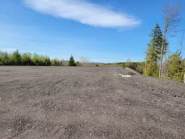 Ossipee, NH 03864,1185 Route 16