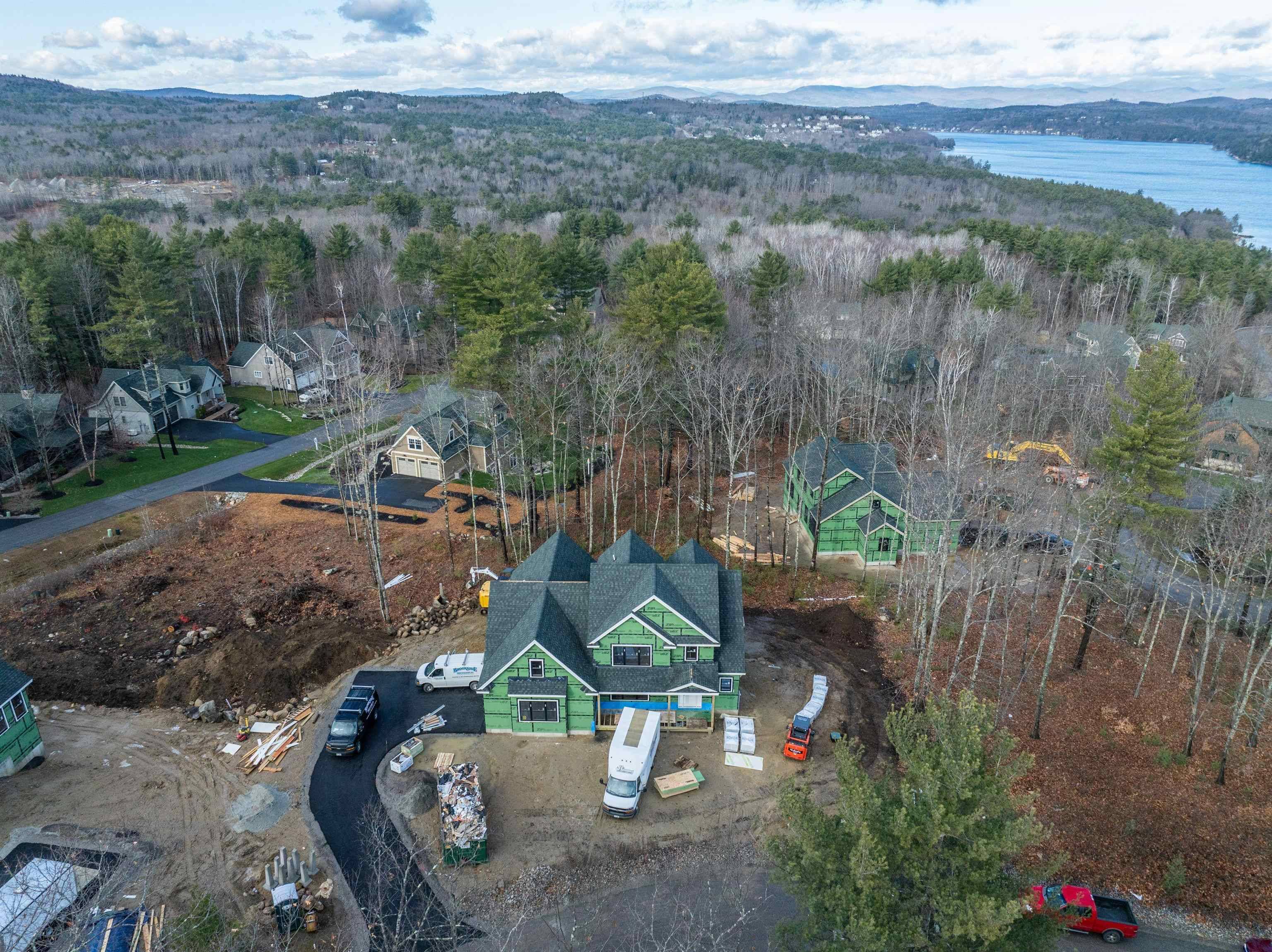 Laconia, NH 03246,22 Deadreckoning PT