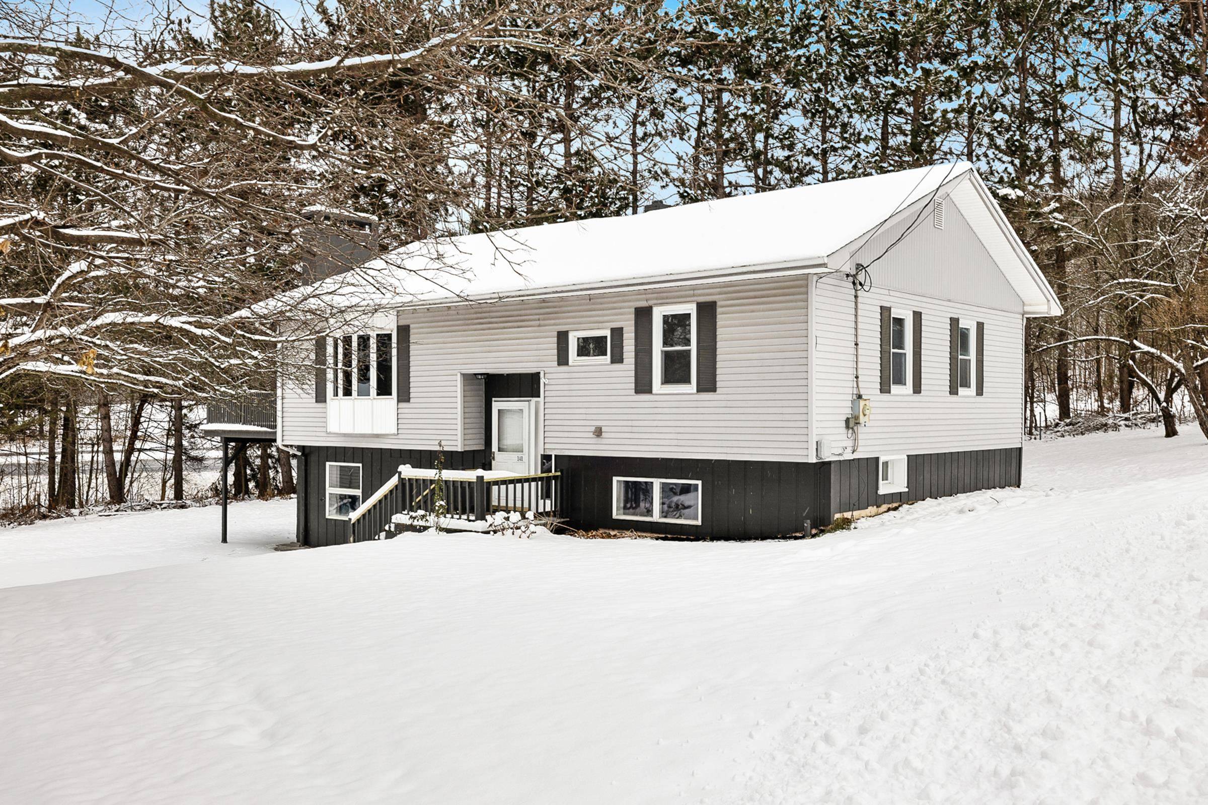 Derby, VT 05830,141 Highland AVE