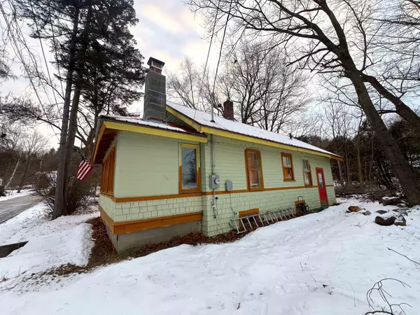 Springfield, VT 05156,21 Herrick ST