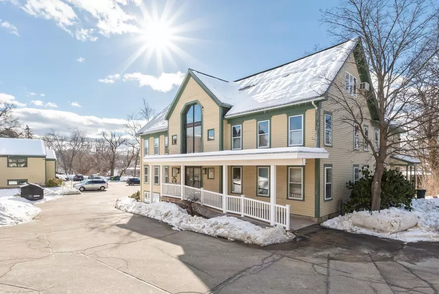 376 Union AVE #13, Laconia, NH 03246