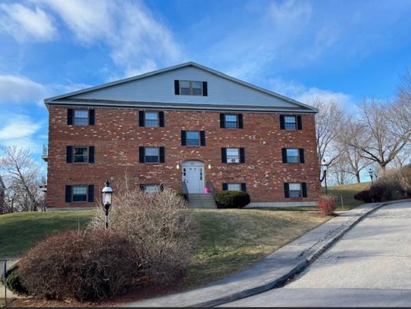 4 Fairfax AVE #354,  Derry,  NH 03038