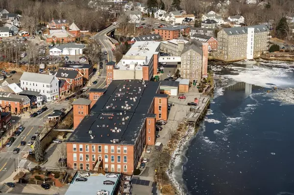 Newmarket, NH 03857,125 Main ST #72