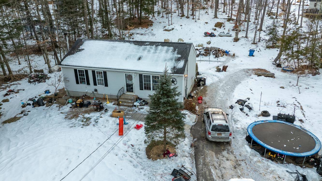 Ossipee, NH 03864,21 Woodcrest DR
