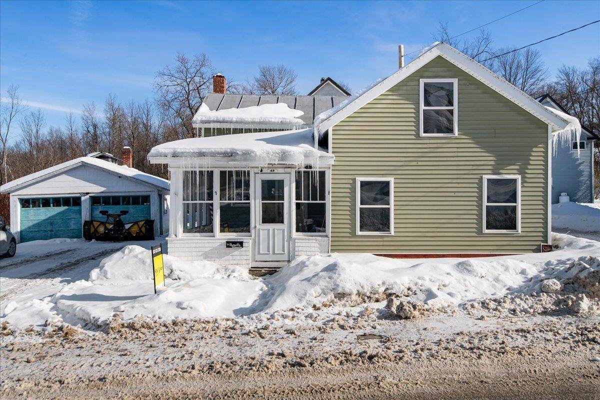 49 Eastern AVE, Richford, VT 05476