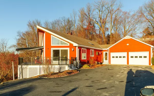 58 South ST, Walpole, NH 03608