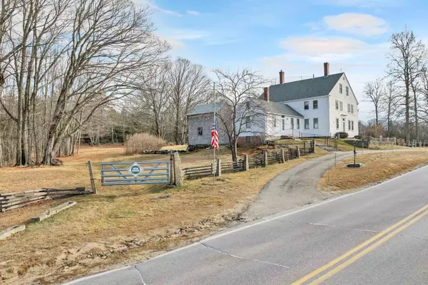 Farmington, NH 03835,280 Meetinghouse Hill RD