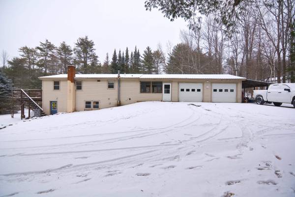 4 Andrews RD, Orford, NH 03777