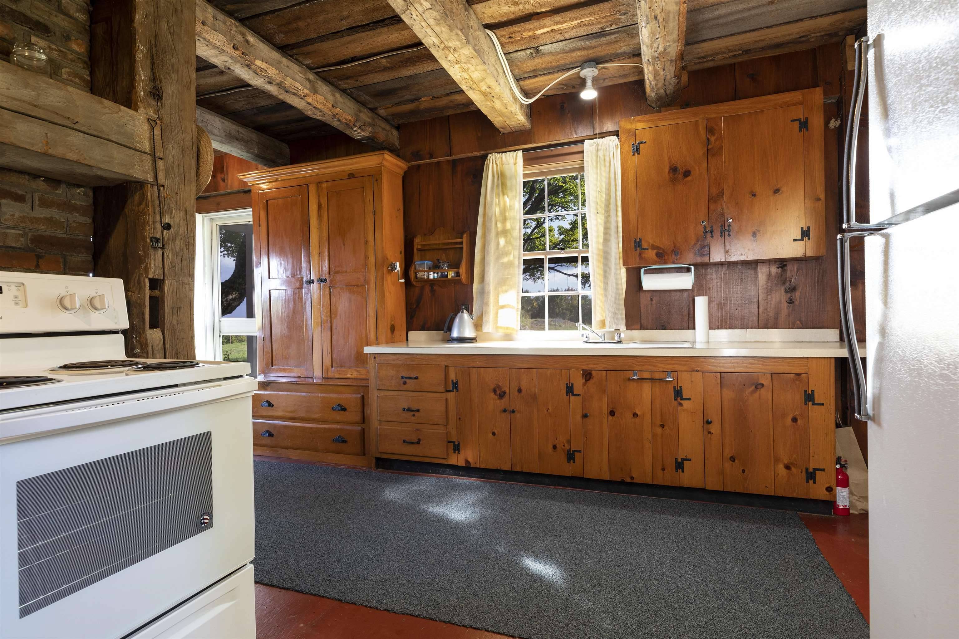Topsham, VT 05076,61 Crosby RD