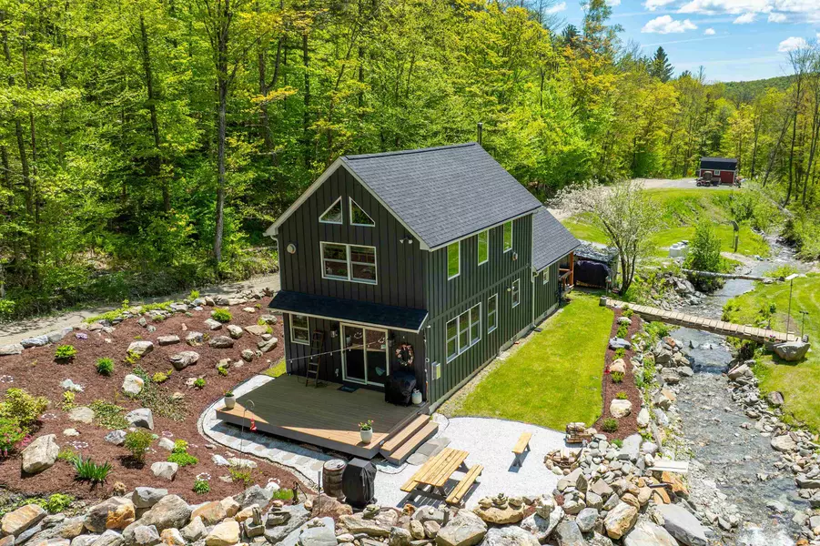 679 Little Sherburne RD, Killington, VT 05751