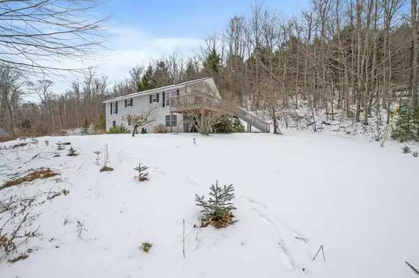Lempster, NH 03605,142 Silver Springs DR