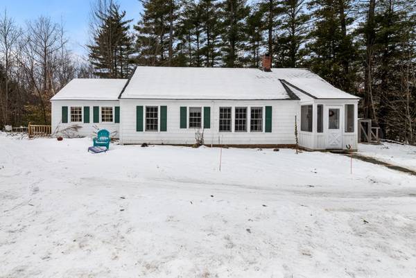 116 Pleasant View RD, Bradford, NH 03221