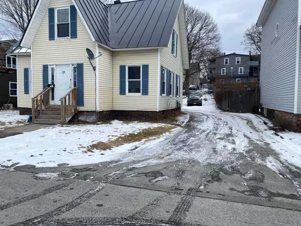 62 Pearl ST, Claremont, NH 03743