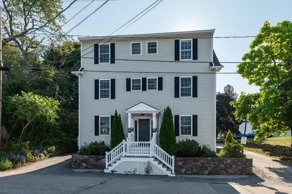 5 Pleasant ST #C, Kittery, ME 03904