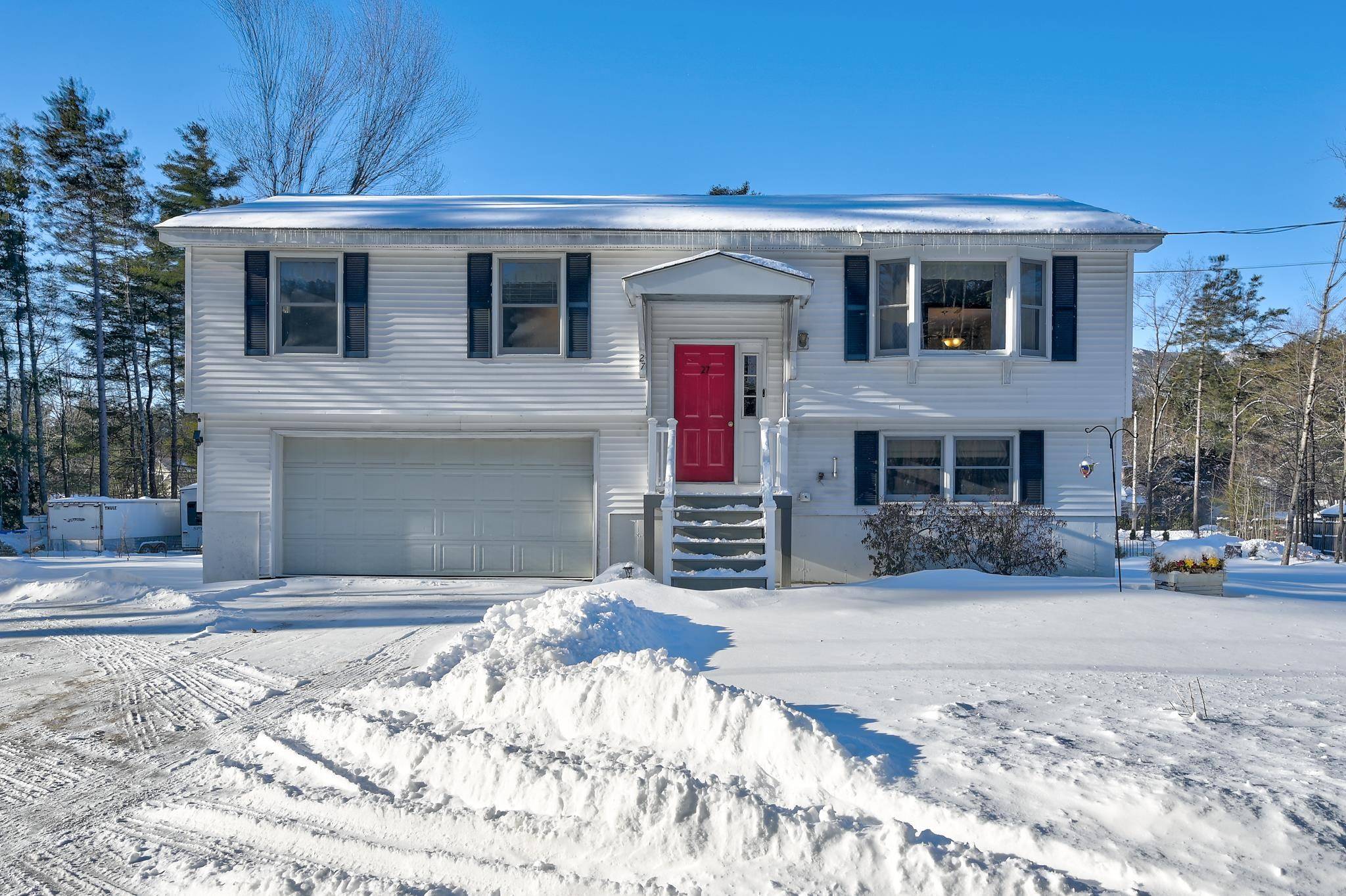 27 Heather LN, Conway, NH 03860