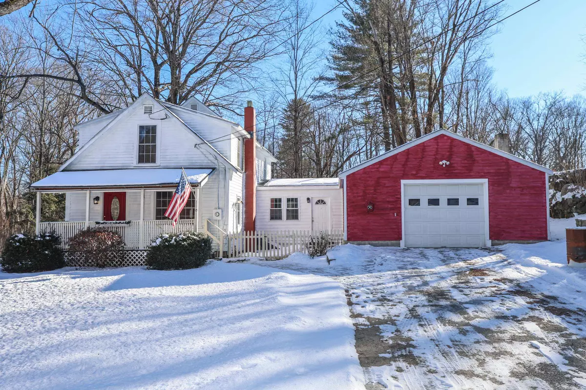Hillsborough, NH 03244,15 Whittemore ST