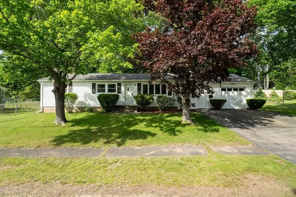 Portsmouth, NH 03801,50 Suzanne DR