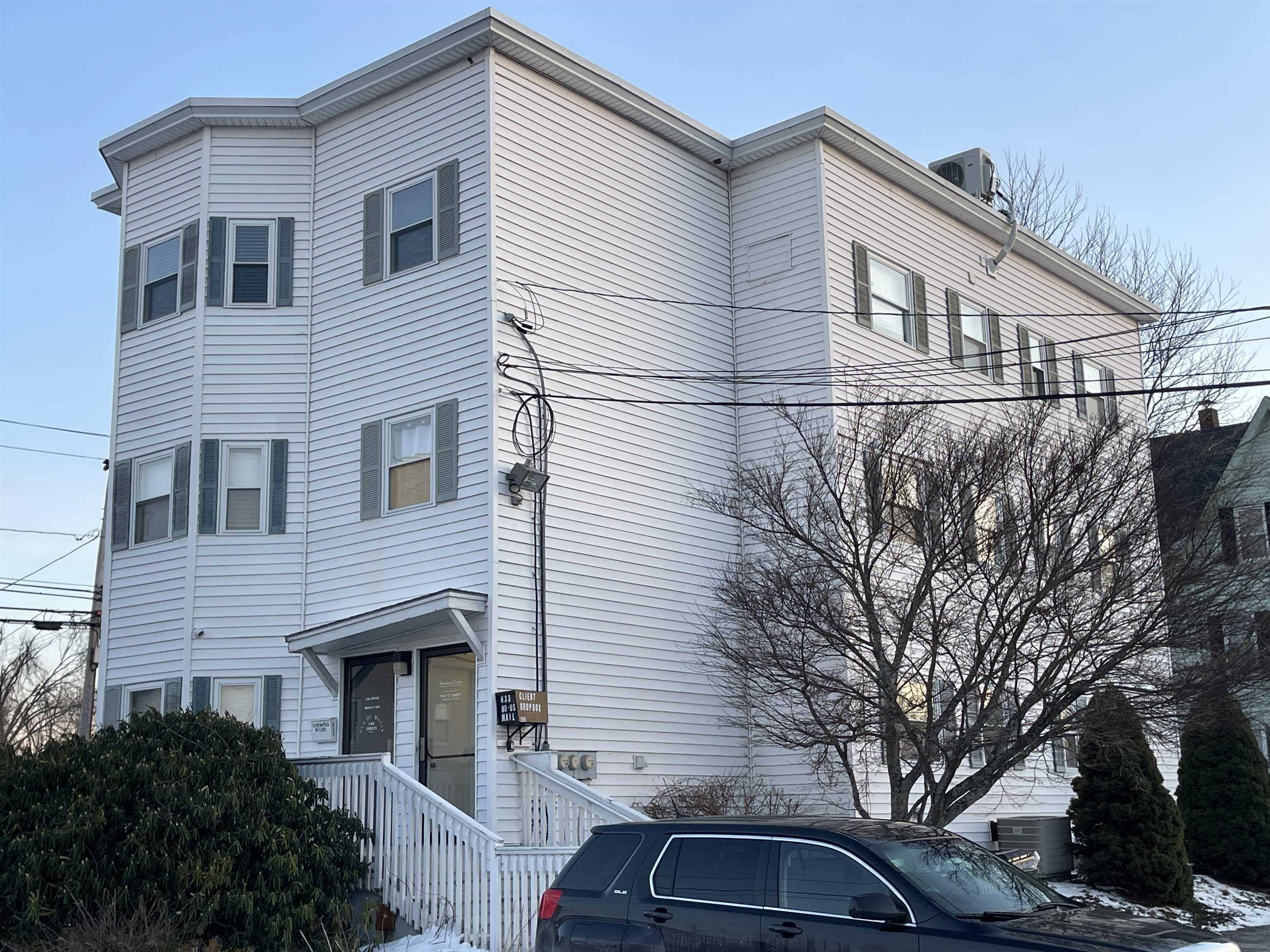 Manchester, NH 03102,106 Schiller ST