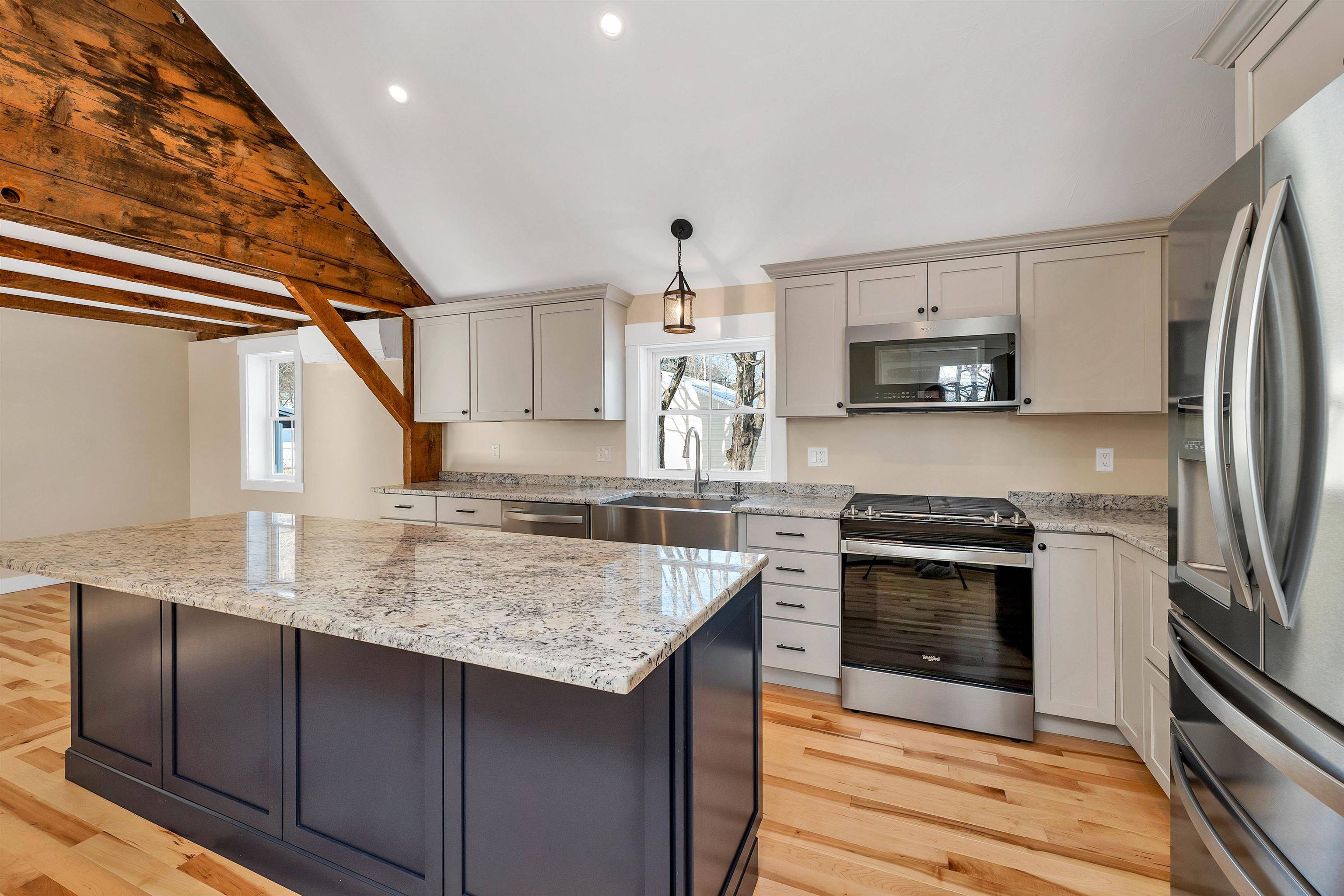 Meredith, NH 03253,95 Plymouth ST