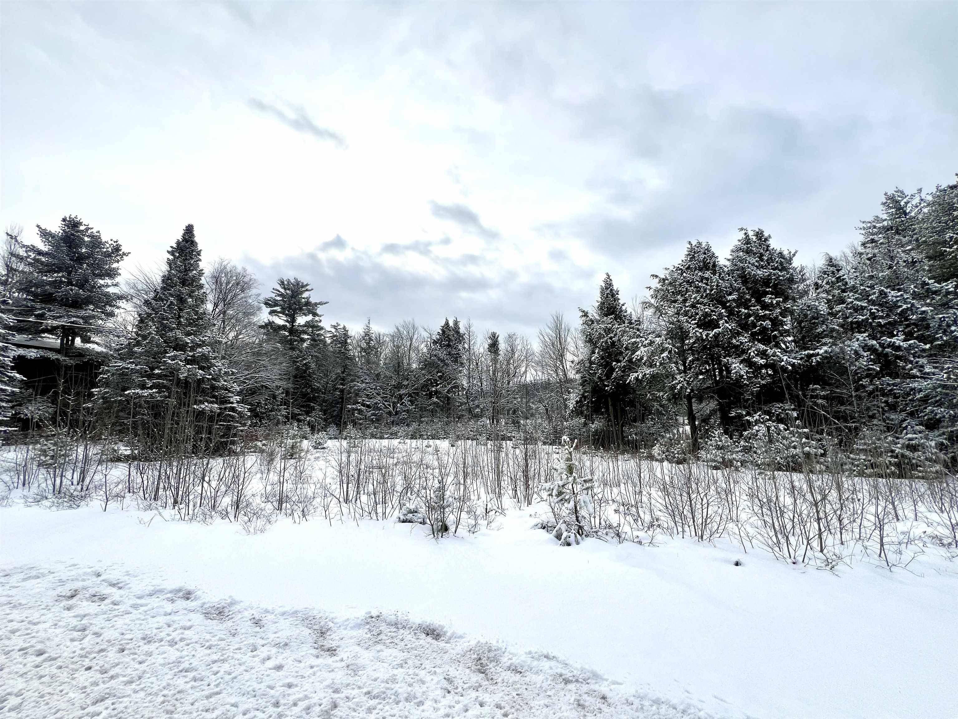Conway, NH 03813,928 Eastman RD