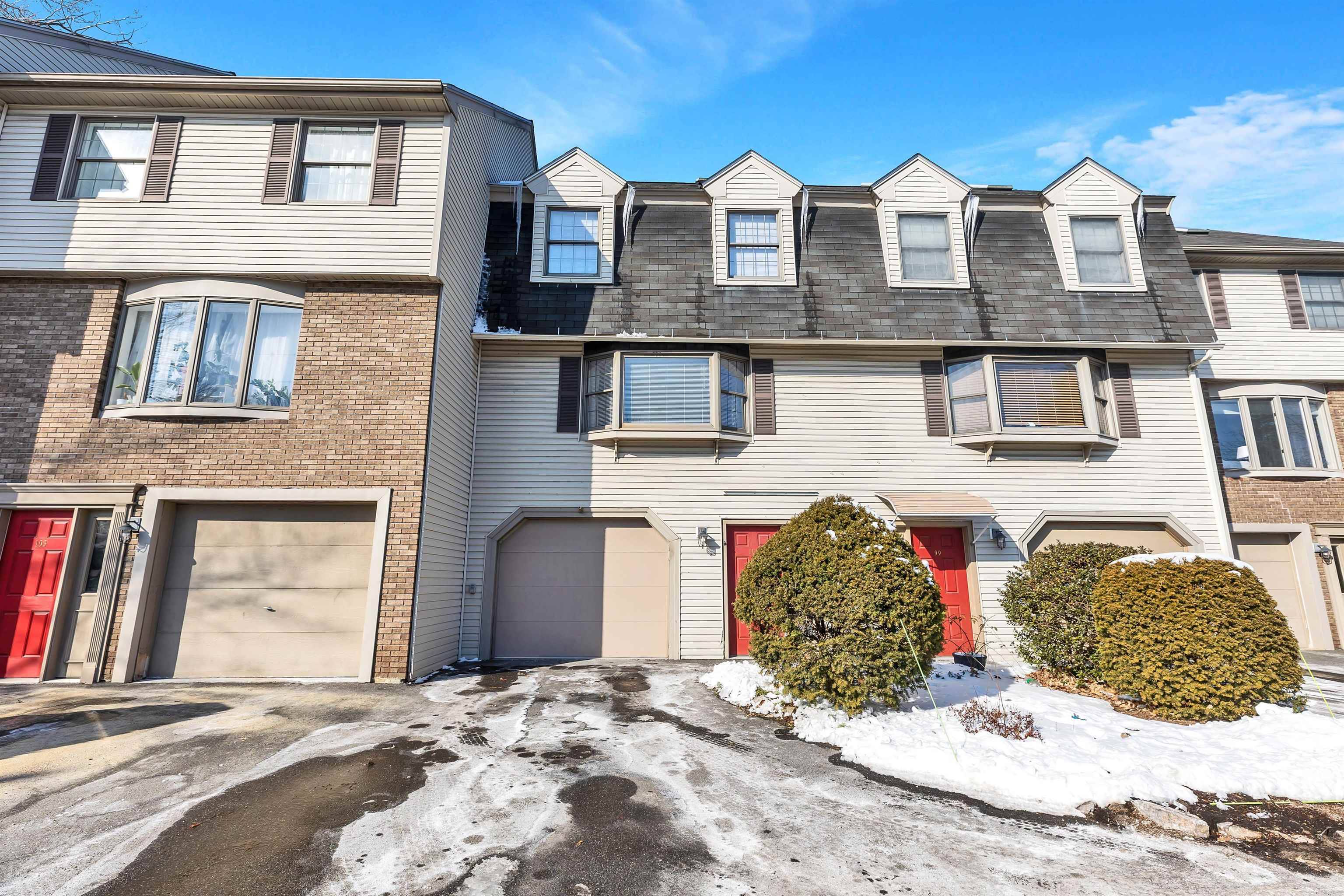 101 Wheelock ST, Manchester, NH 03102