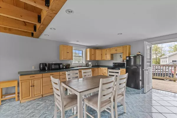 Lyndon, VT 05851,1282 East Burke RD