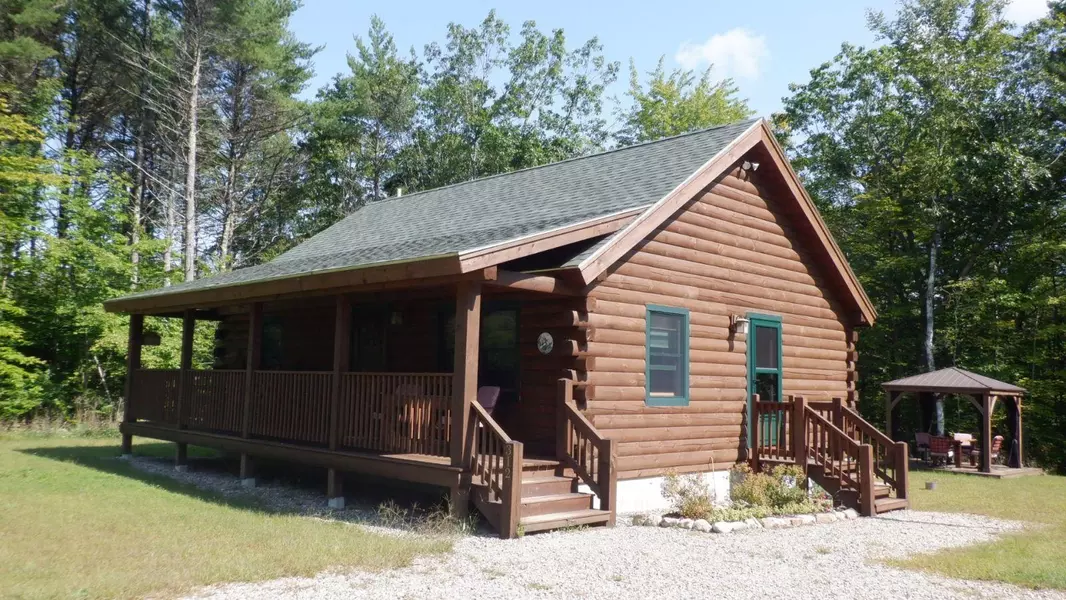 312 Asbury LN, Acton, ME 04001