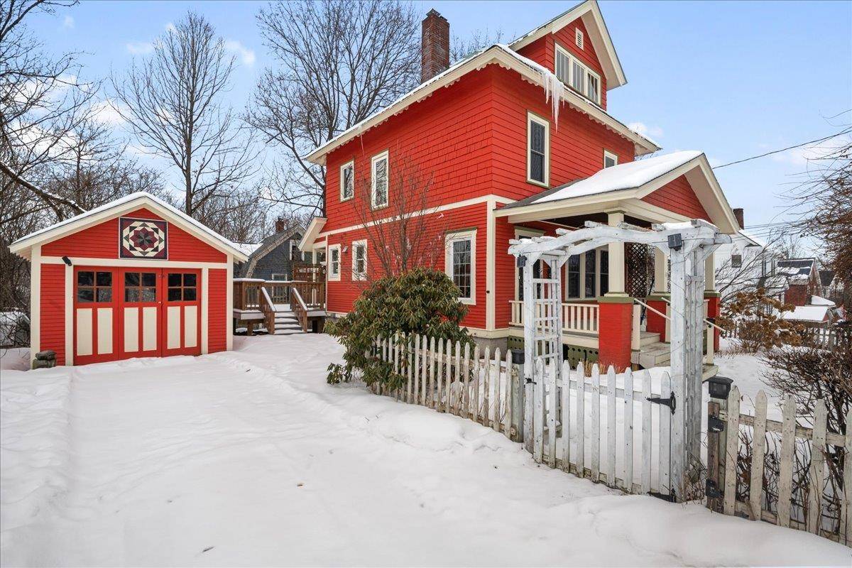 11 Hilltop AVE, Barre City, VT 05641