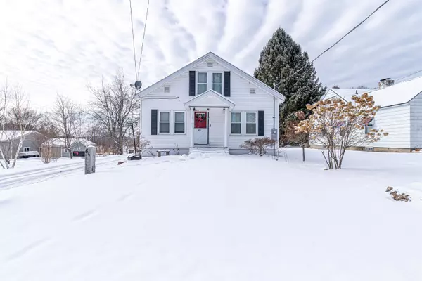 64 Clark ST, Franklin, NH 03235