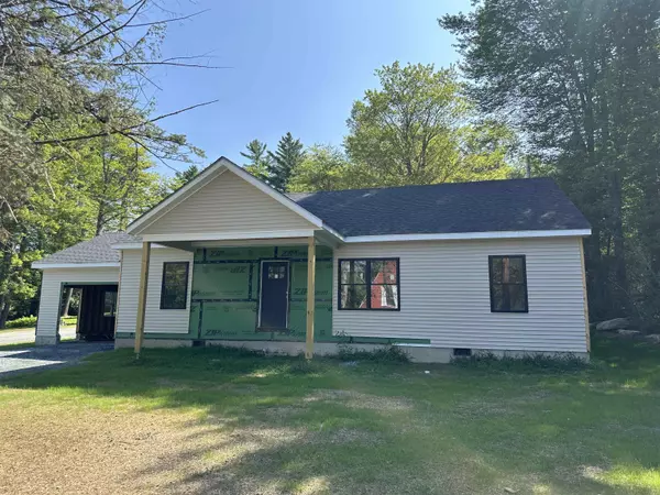 216 Quechee Hartland RD, Hartford, VT 05059