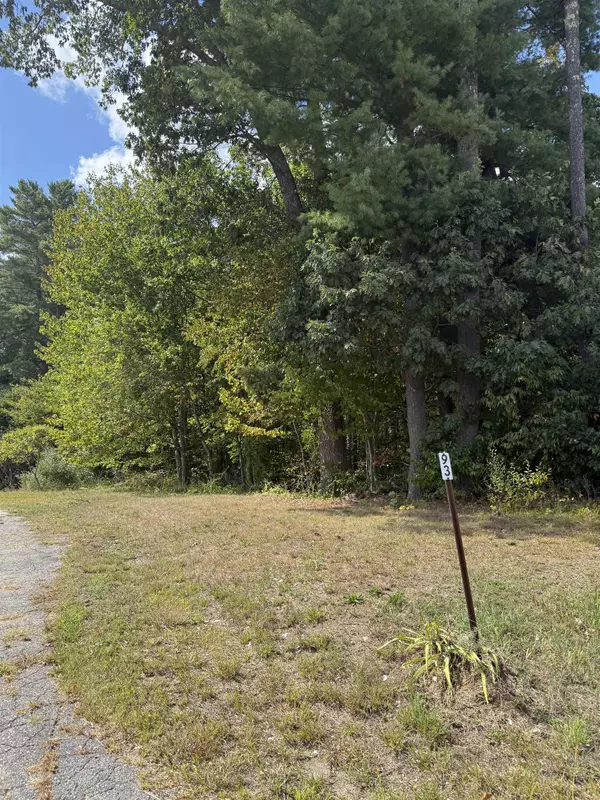 Raymond, NH 03077,91 Fremont RD