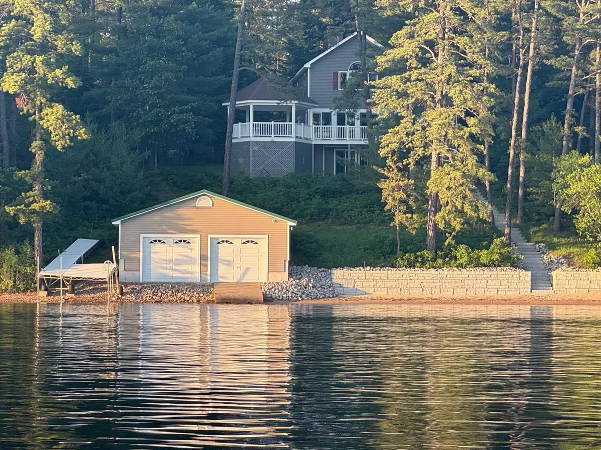 Freedom, NH 03836,112 N Broad Bay RD