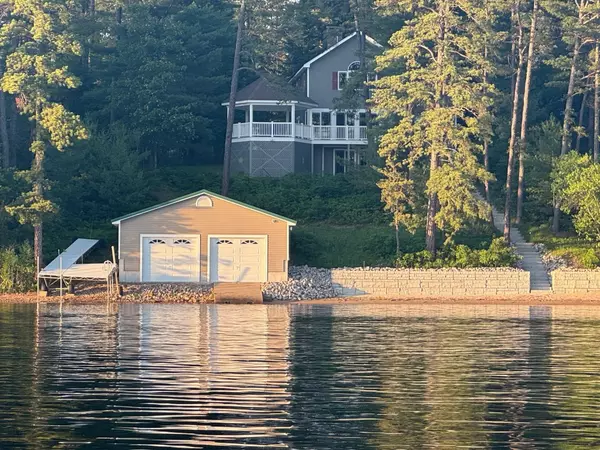 112 N Broad Bay RD, Freedom, NH 03836