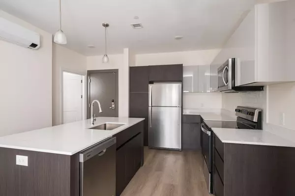 Rochester, NH 03867,55 North Main ST #404