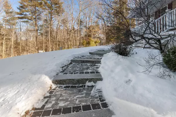 Barrington, NH 03825,34 Heights RD