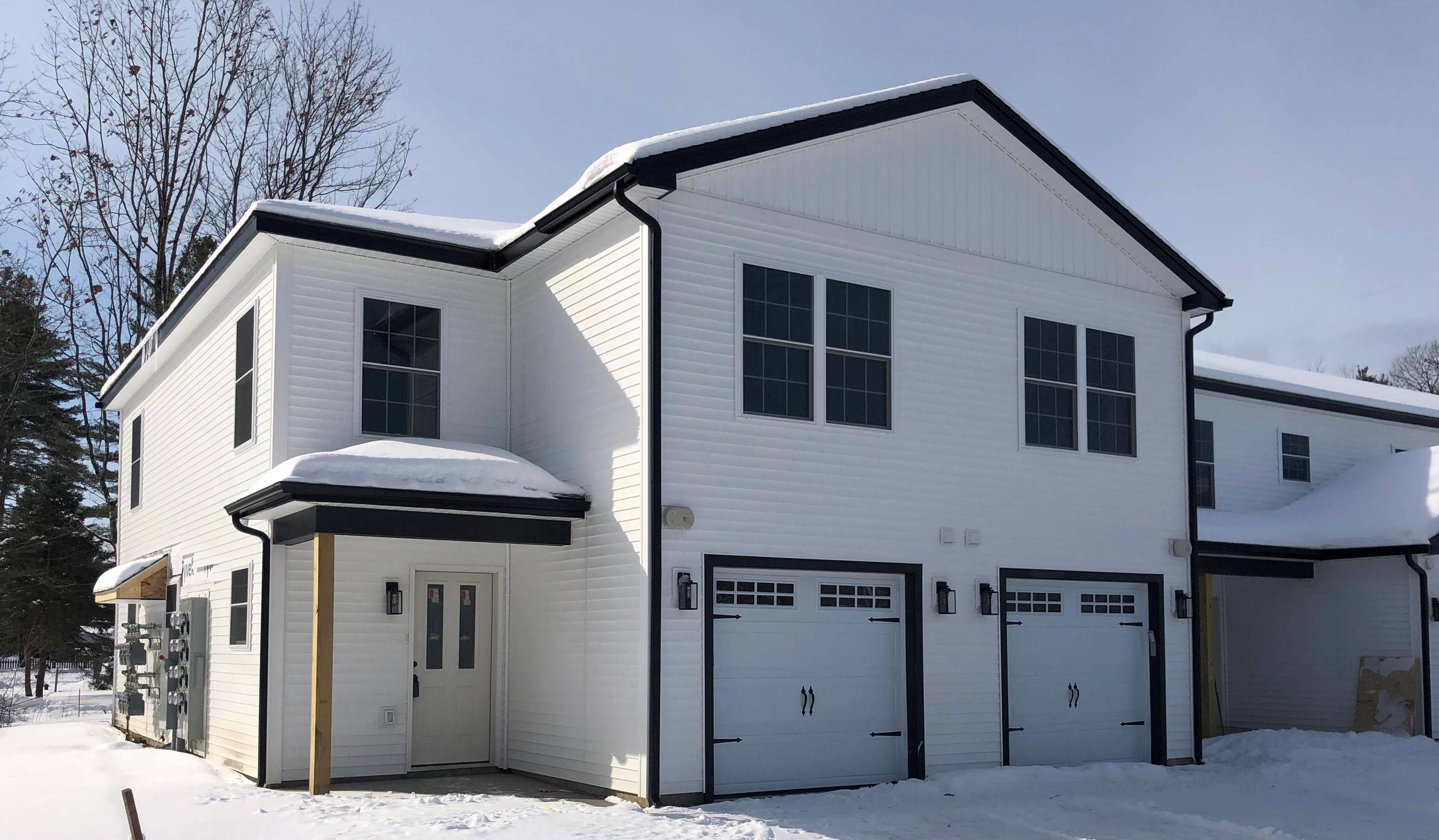 7 Willys LN #101, Milton, VT 05468
