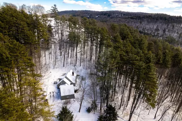 Hartford, VT 05059,383 Jay Hill RD