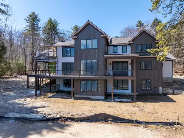 65 Beede RD, Moultonborough, NH 03254