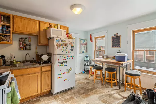 Burlington, VT 05401,103 North Champlain ST
