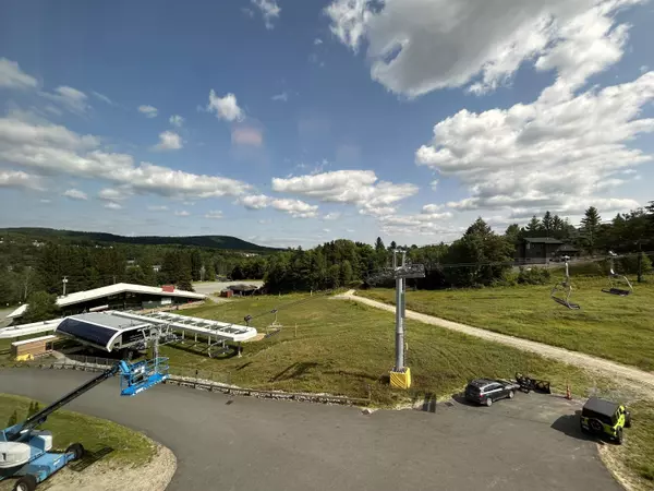 Dover, VT 05356,302 Qtr.3, 89 Grand Summit WAY