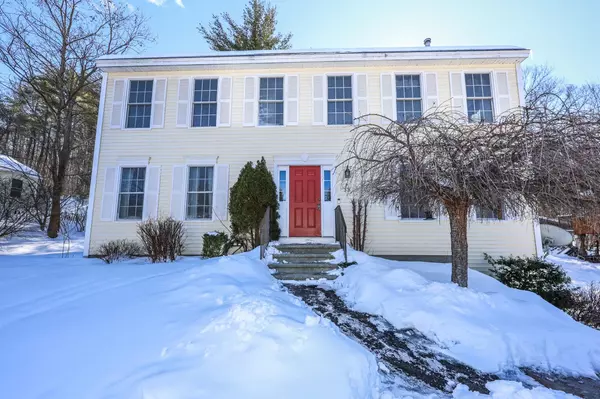 Milford, NH 03055,33 Patch Hill LN