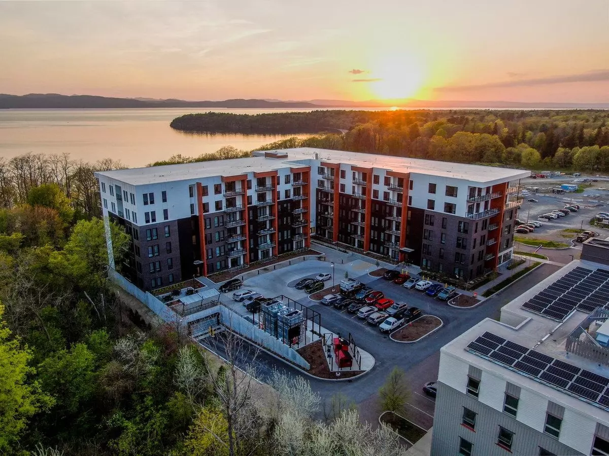 Burlington, VT 05401,125 Cambrian WAY #618