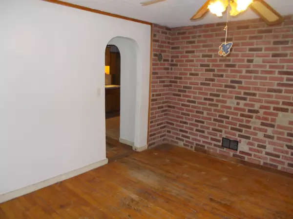 Berlin, NH 03570,518 Burgess ST